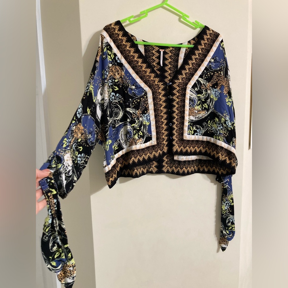 Size Small Free People Blouse Boho Exotic Print Long Sleeve with Ribbons